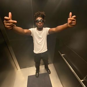 Meet your Posher, Ronnie